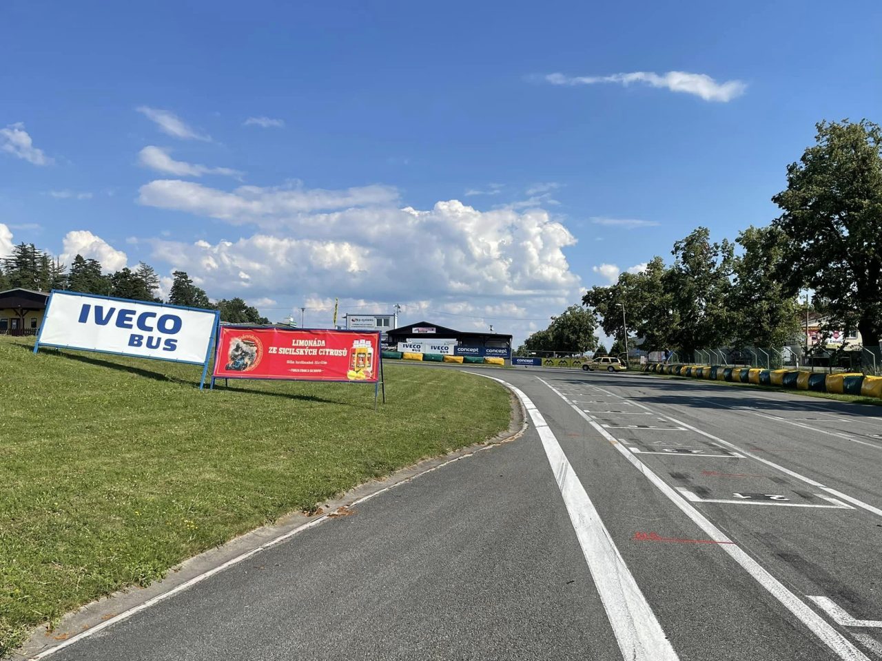 Karting (Motokárové závody)