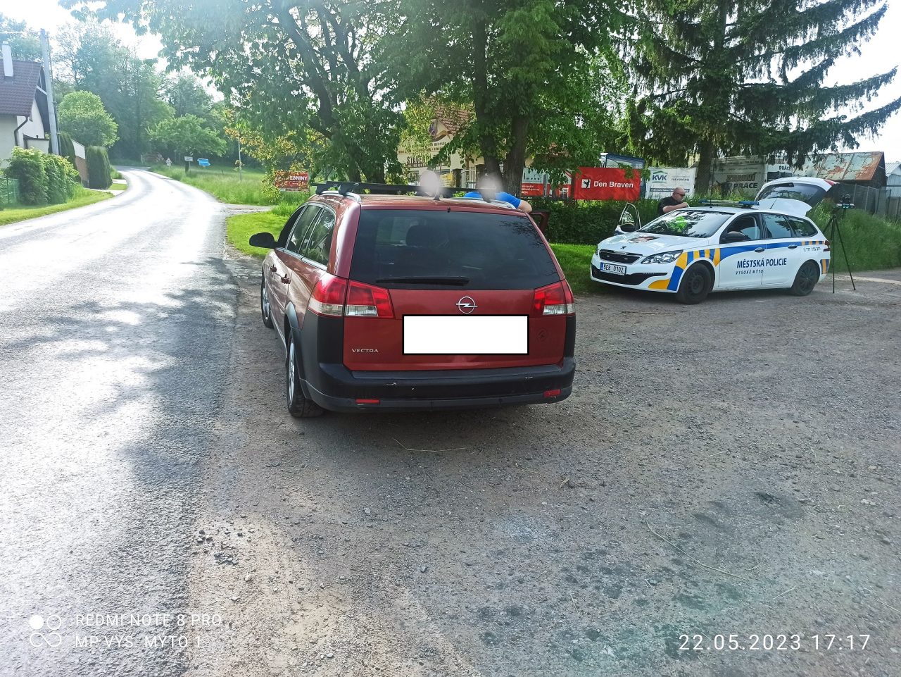 Usedl za volat přes platný zákaz řízení Usedl za volat přes platný zákaz řízení