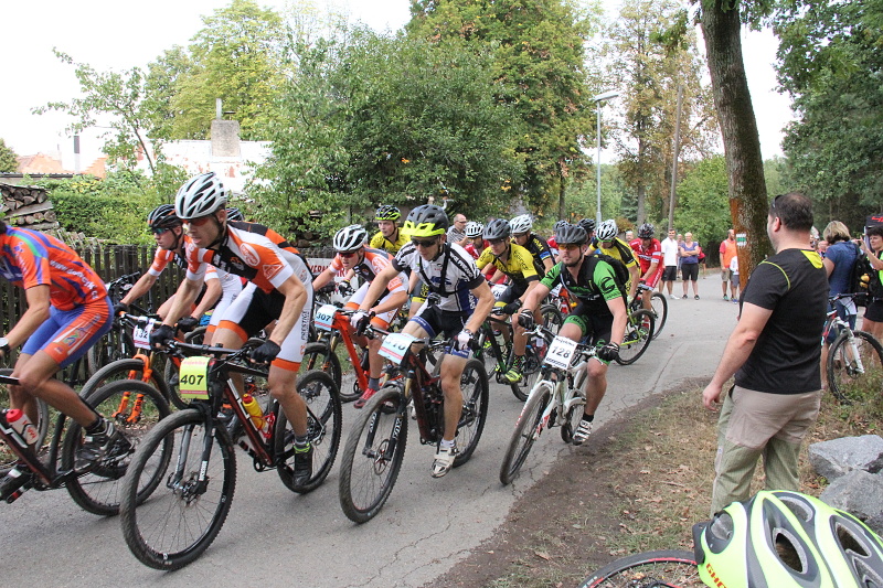 Tradiční závody horských kol Kujebike 2023 na Vinicích