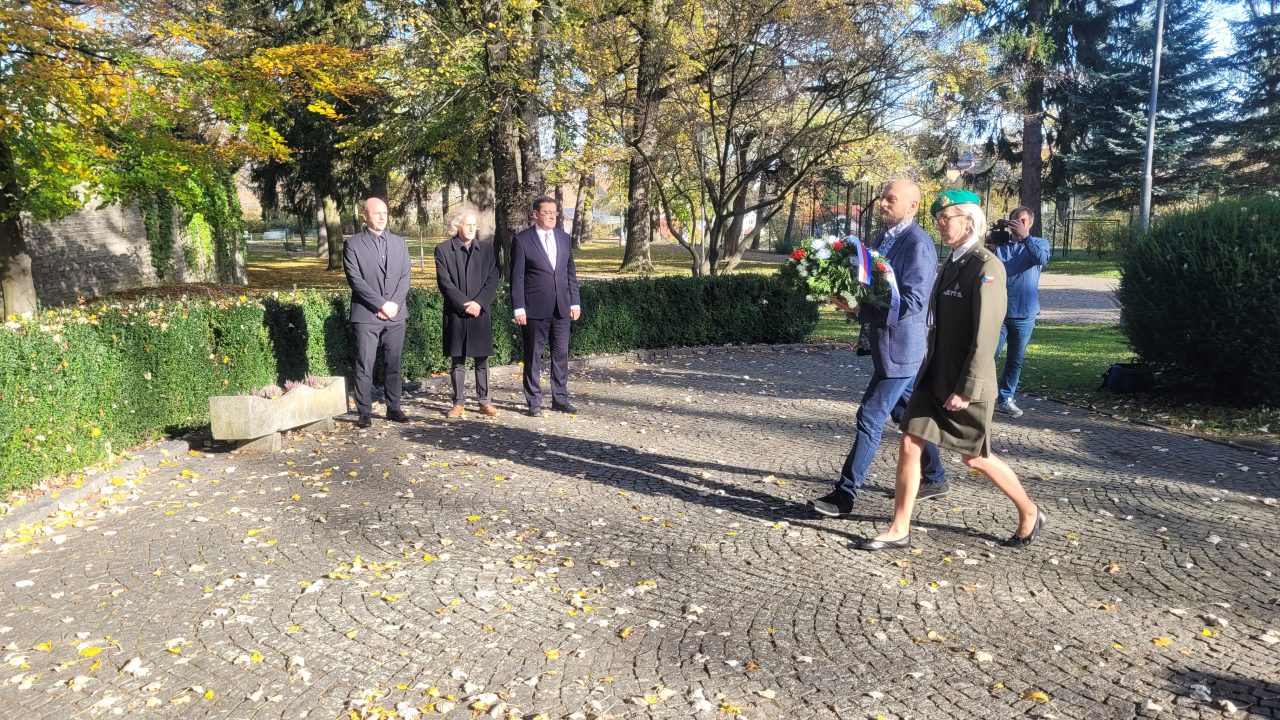 Pozvánka na vzpomínkové setkání u příležitosti státního svátku vzniku republiky