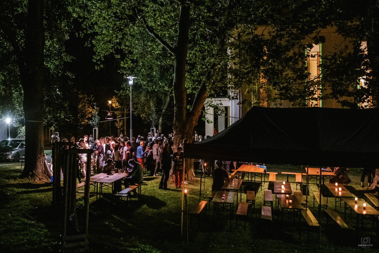 Koncert osobité kapely Fekete Seretlek ve Vysokém Mýtě