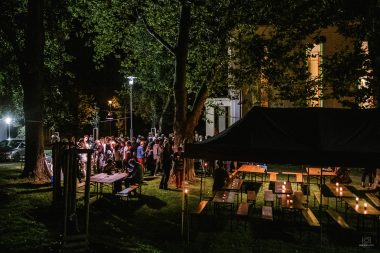 Koncert osobité kapely Fekete Seretlek ve Vysokém Mýtě