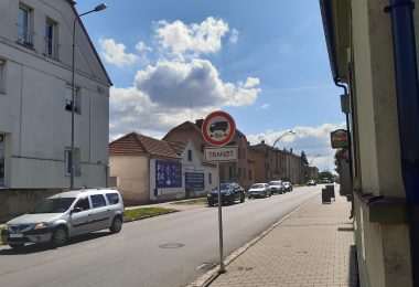 Zakázání vjezdu tranzitní nákladní dopravy na místní komunikace ve Vysokém Mýtě