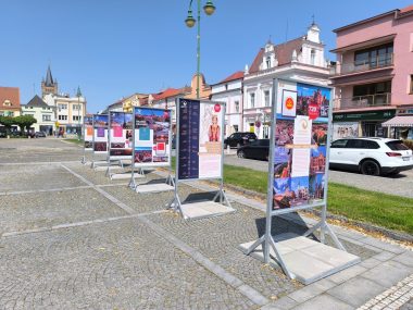 Putovní výstava k 720. výročí královských věnných měst