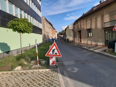 Uzavírka části ulice Fibichova ve Vysokém Mýtě