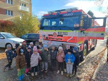 Dopoledne s hasiči ve Čtyřlístku