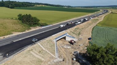 Den otevřené dálnice D35 Ostrov – Vysoké Mýto
