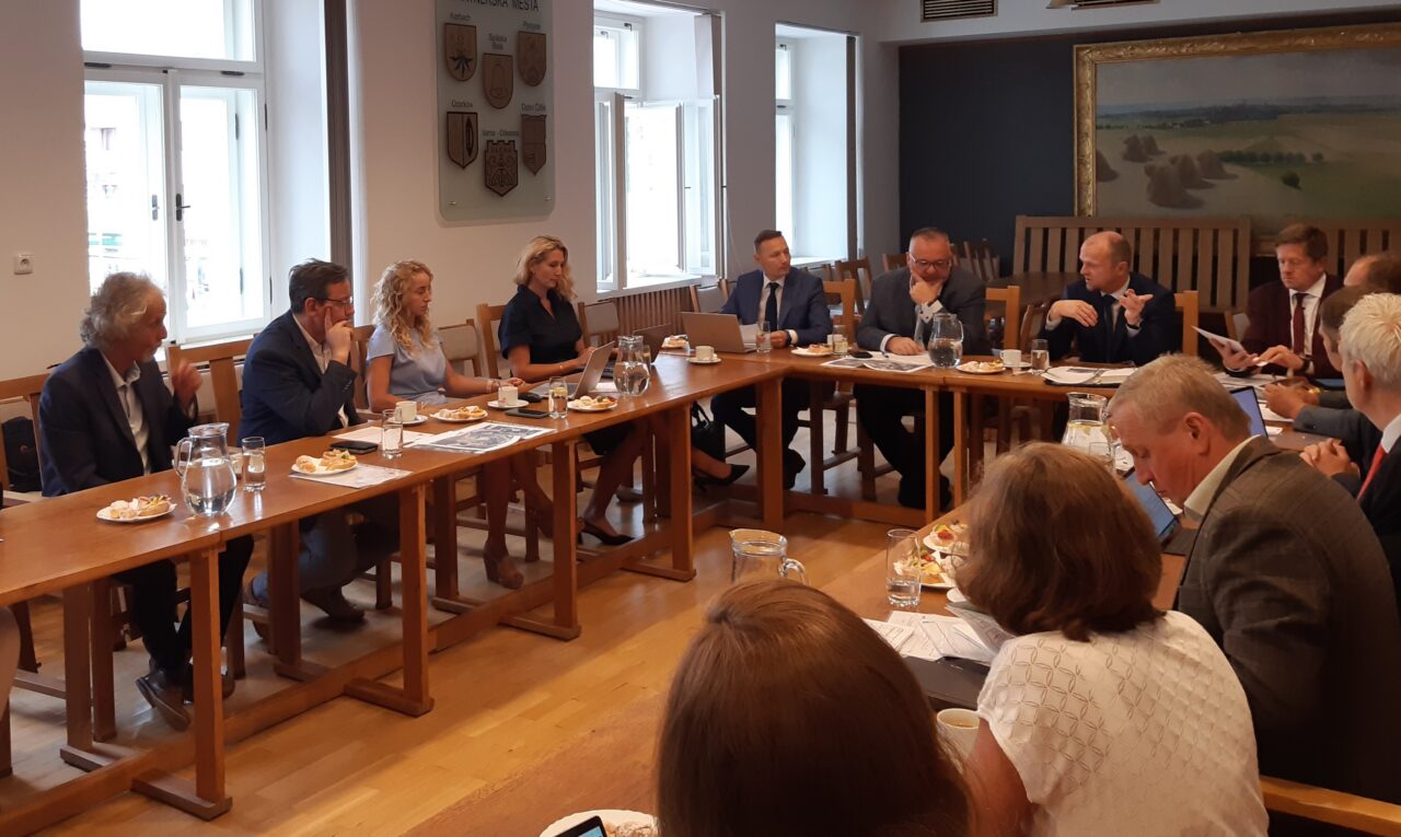 Stát počítá s podporou obchvatu Vysokého Mýta, potvrdil ministr dopravy