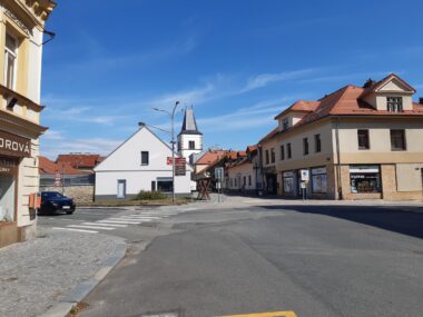 Dopravní omezení  v křižovatce ulic Komenského, Litomyšlská, Javornického a Tůmova ve Vysokém Mýtě
