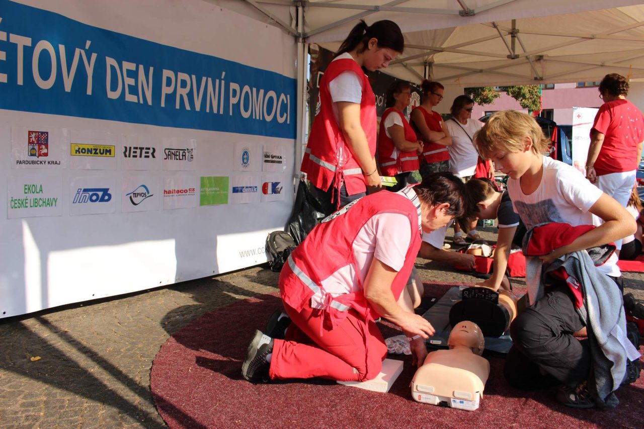 Světový den první pomoci ve Vysokém Mýtě Světový den první pomoci ve Vysokém Mýtě